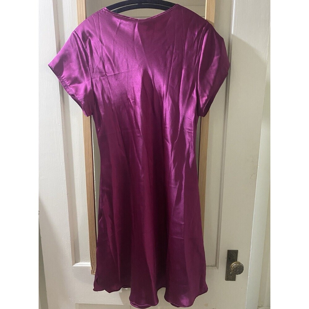SILKSILKY  NWT 100% Silk Lace Neck Split Hem Nightgown Dress Color Wine Size XS - Picture 4 of 11